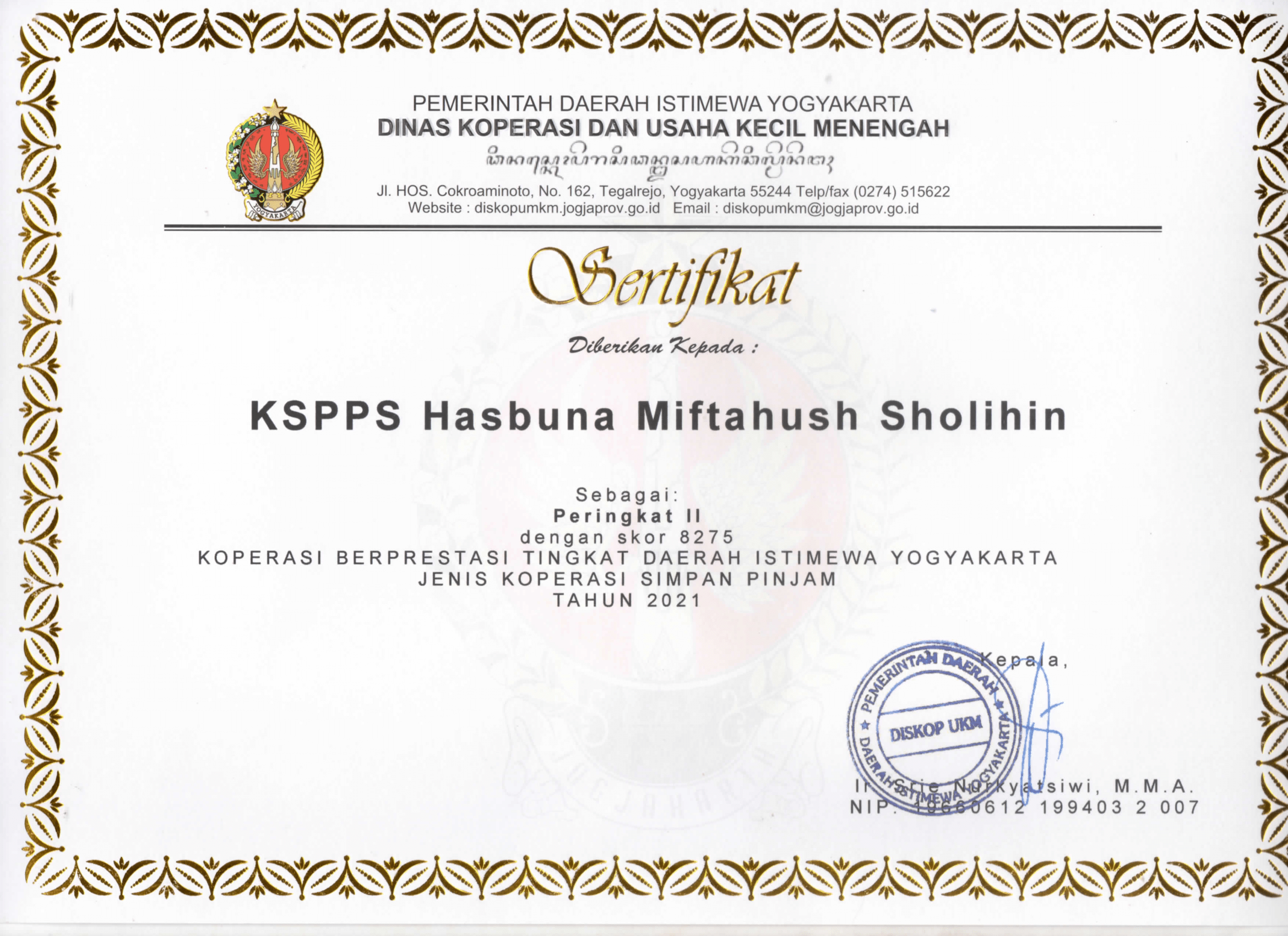 Sertifikat Koperasi Berprestasi-1